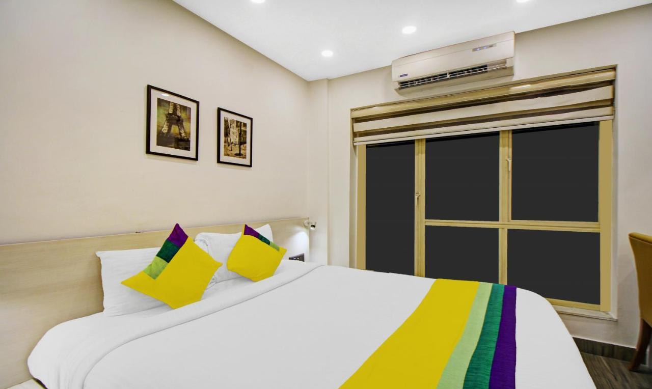 Itsy Hotels Transit Express Колката Екстериор снимка