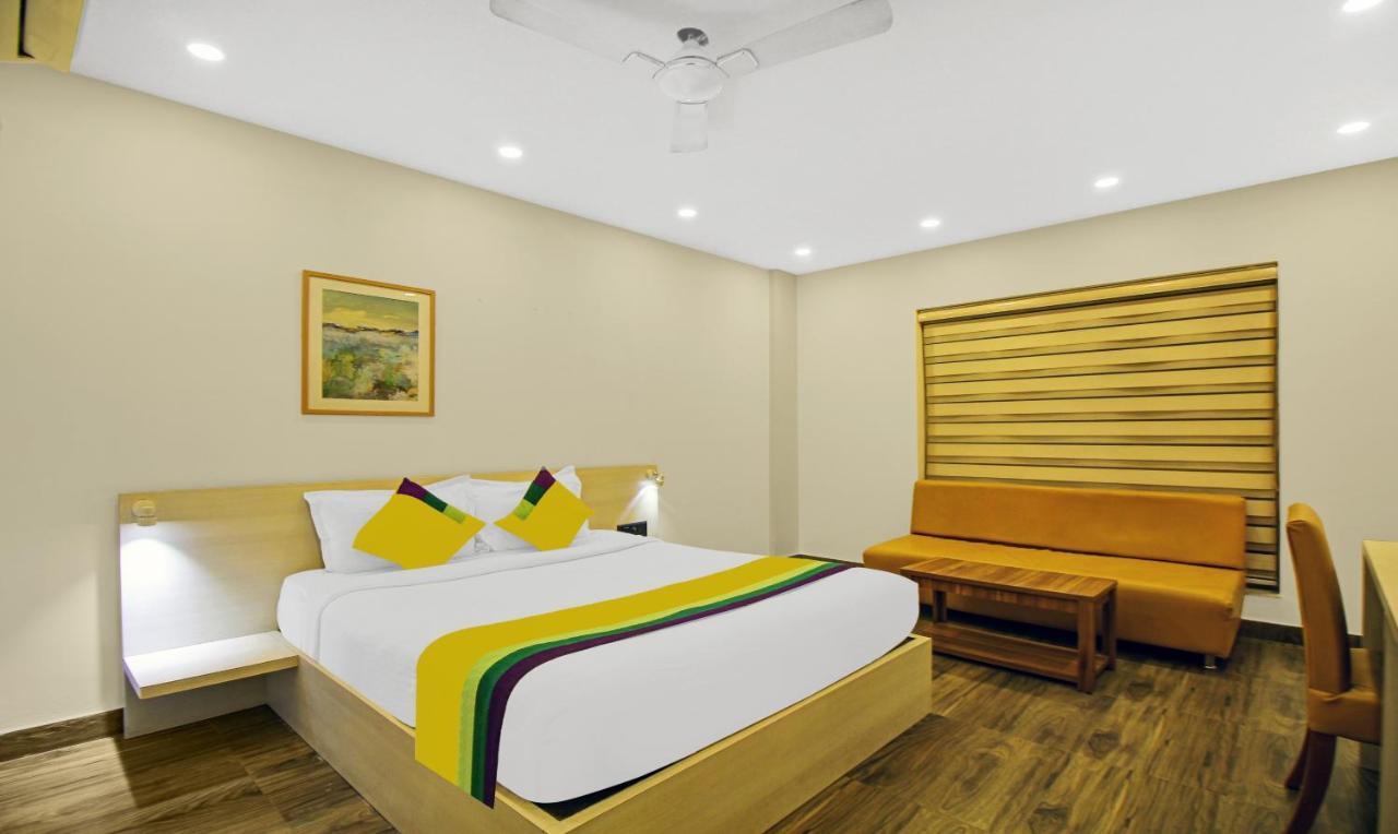 Itsy Hotels Transit Express Колката Екстериор снимка